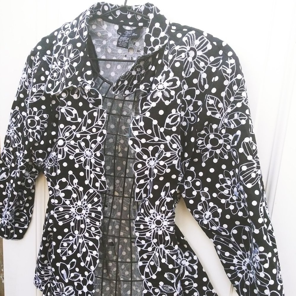 Theresa Renz Woman's Top Open Blazer